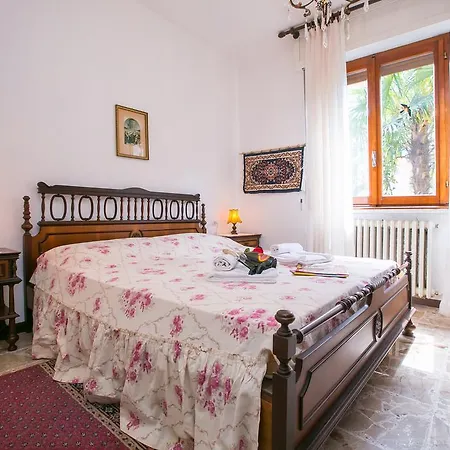 Villino Maria Bellavista San Siro (Lombardy)